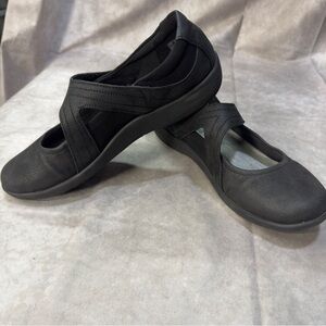 Clarks Cloudsteppers Mary Jane Shoes Size 9.5